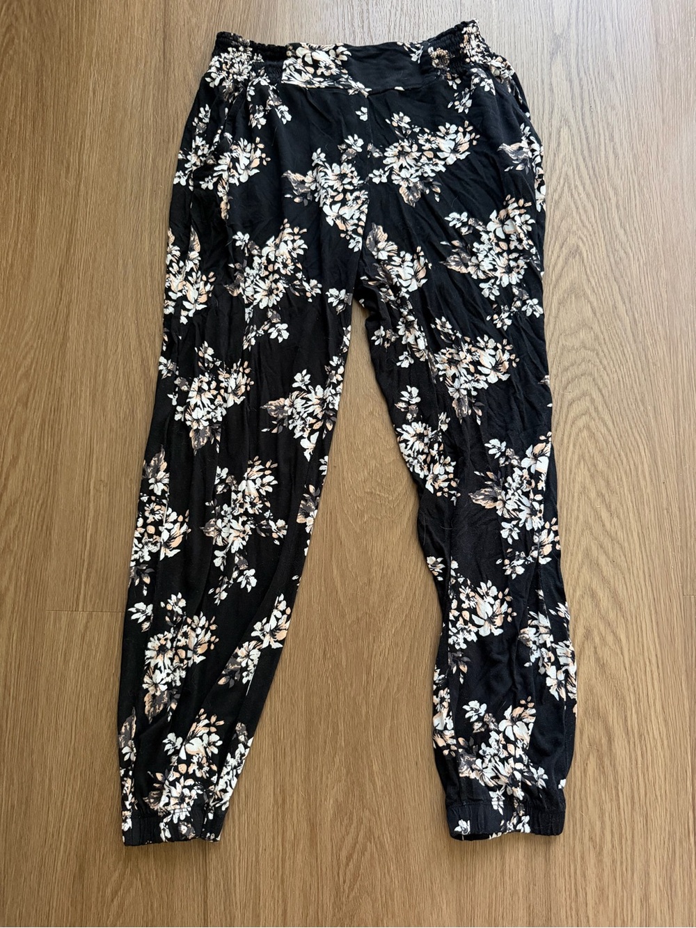 Black Floral Print Elastic-Waist Jogger Pants